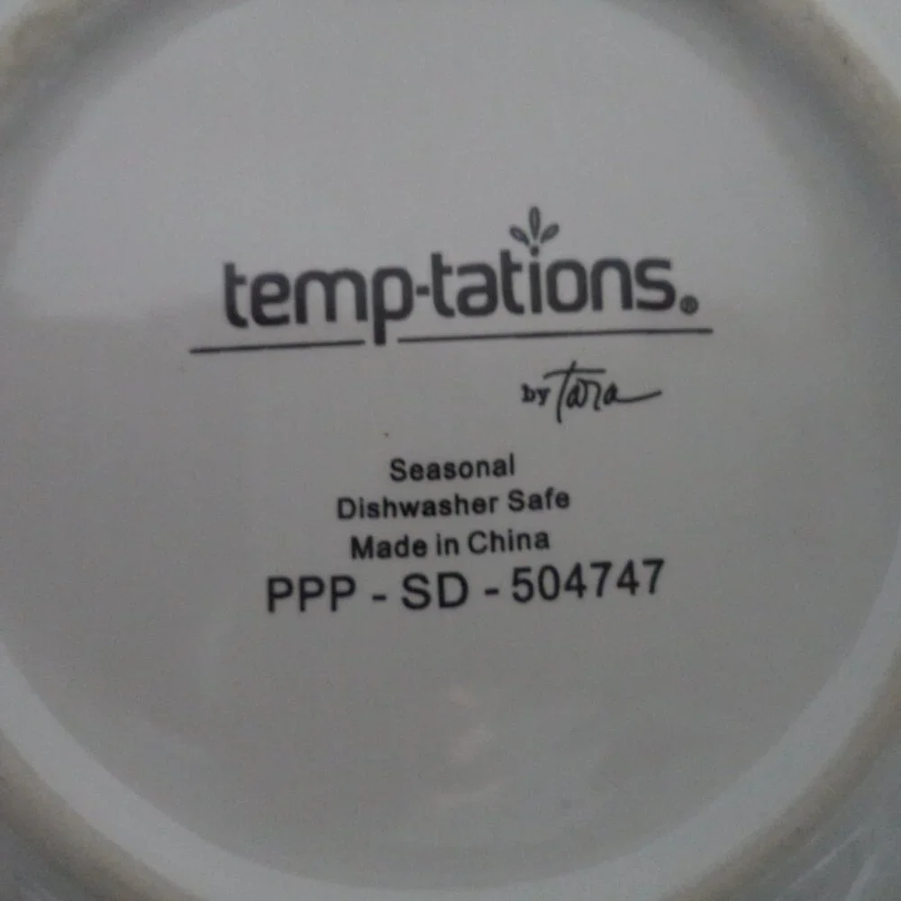 Temptations T. White Woodlands Collection Red Cardinal bird Spoon Rest Dish NEW